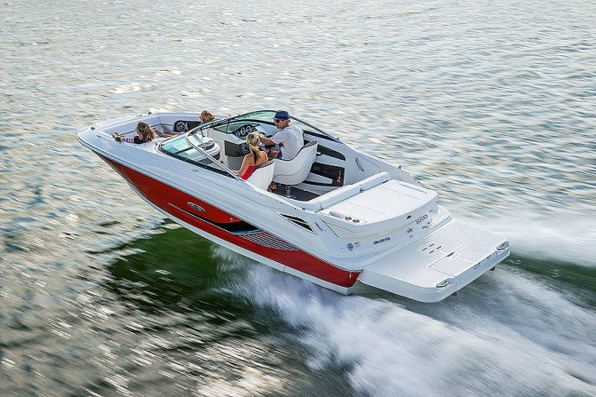 With its large rear sun pad and oversized swim platform, the 220 SunDeck is built with water sports in mind.