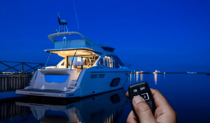 With its ability to provide power to lights and gangways as well as power on the vessel, e-Key offers enhanced safety and convenience.