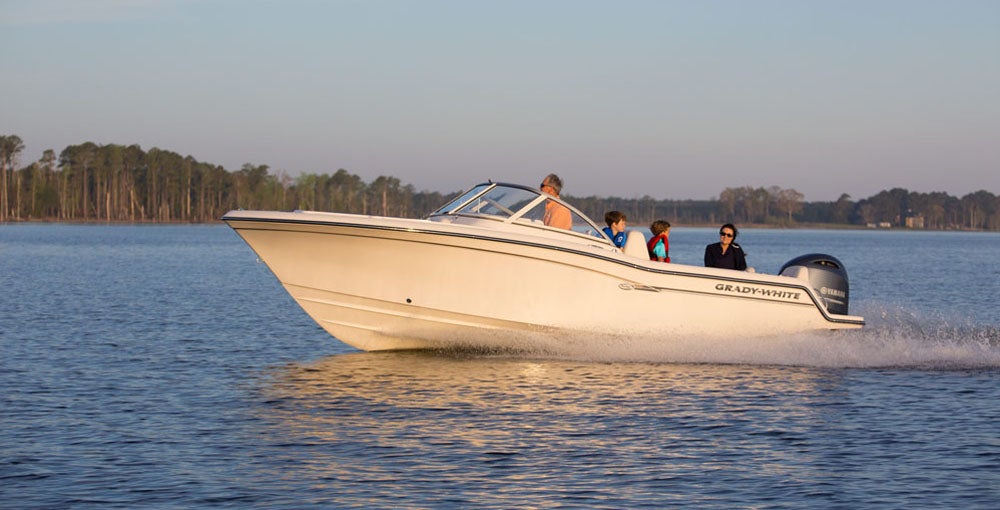 A Yamaha F250 four-stroke outboard represents maximum power on this boat, delivering a top speed of 48 mph.