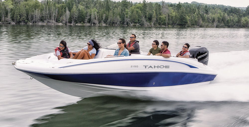 10 Best Boats For Families