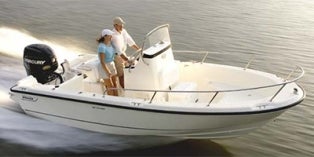 2014 Boston Whaler Outrage® 190