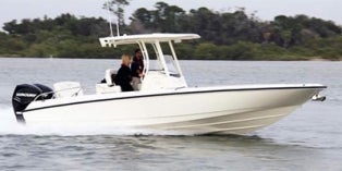 2015 Boston Whaler Dauntless 270