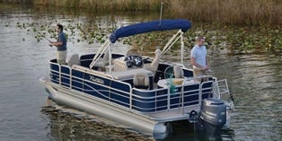 2015 Xcursion F X19F