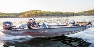 2015 Crestliner VT Series 18