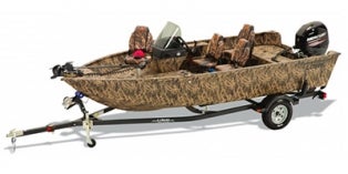 2015 Lowe Fishing Machine FM165 Poly Camo