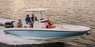 2016 Boston Whaler Dauntless 270