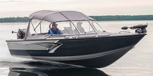 2018 Crestliner Authority 2050