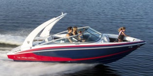 2019 Regal Bowrider 2100