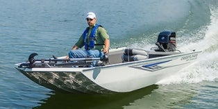 2018 Crestliner Outlook Stick Steer 1657