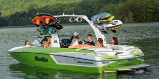 2017 Malibu Boats Wakesetter 24 MXZ