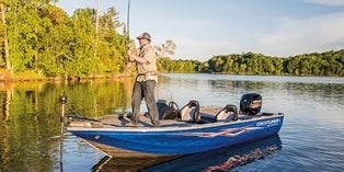2018 Crestliner Bass Hawk 1850 Bucket
