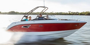 2019 Sea Ray SLX 230