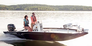 2022 Crestliner Bay 2000