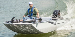 2019 Crestliner Outlook Stick Steer 1657