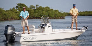 2020 Robalo Cayman 206