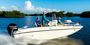 2022 Bayliner T 18Bay