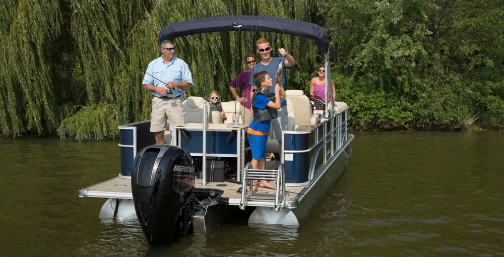 6 of the Best Luxury Pontoon Boats
