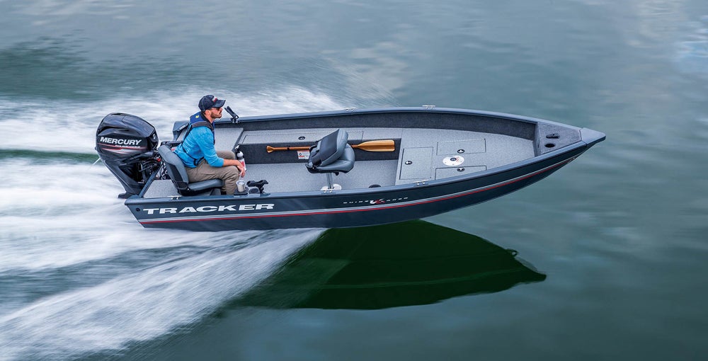 Tracker Guide V16 Laker DLX T Review BoatGuide tracker-guide-v16-laker-dlx-t-review-boatguide