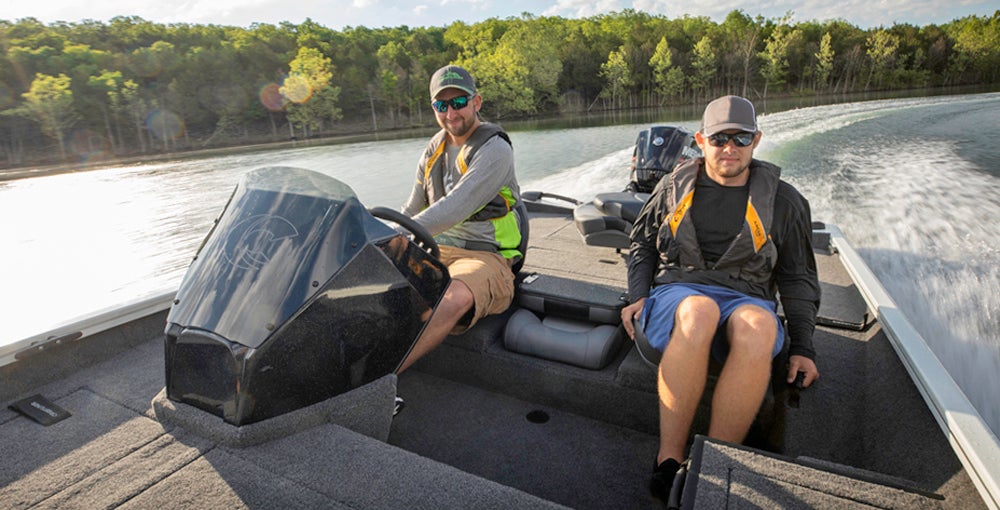 5 Best Bass Boats Under $25,000 - BoatGuide.com